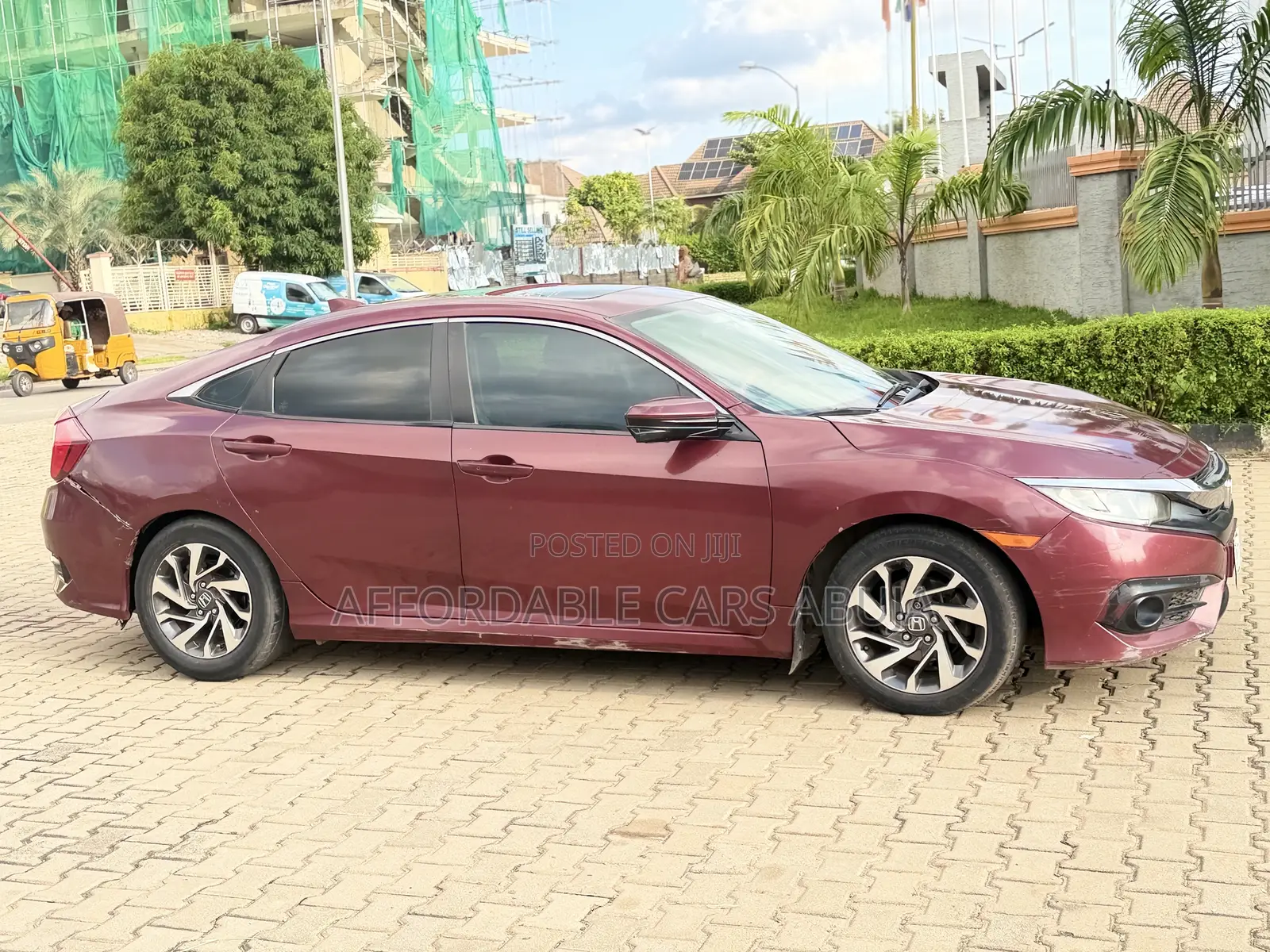 Honda Civic 2017 Maroon
