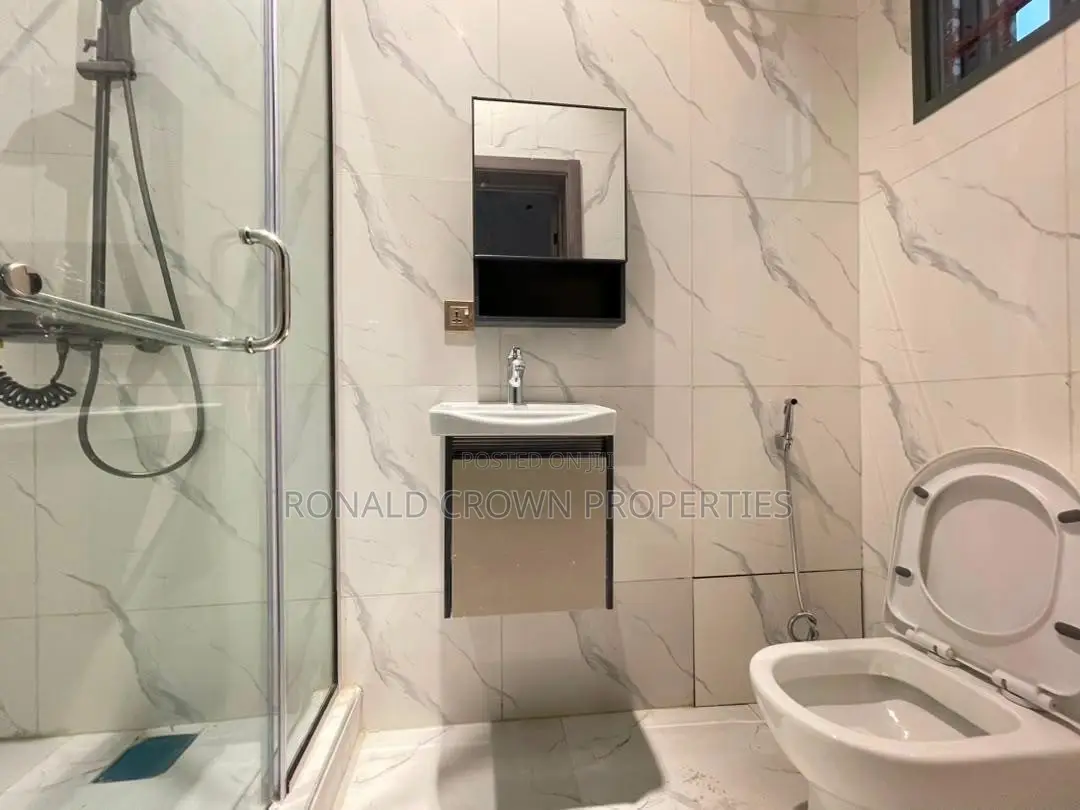 4bdrm Apartment in Ikeja GRA for sale