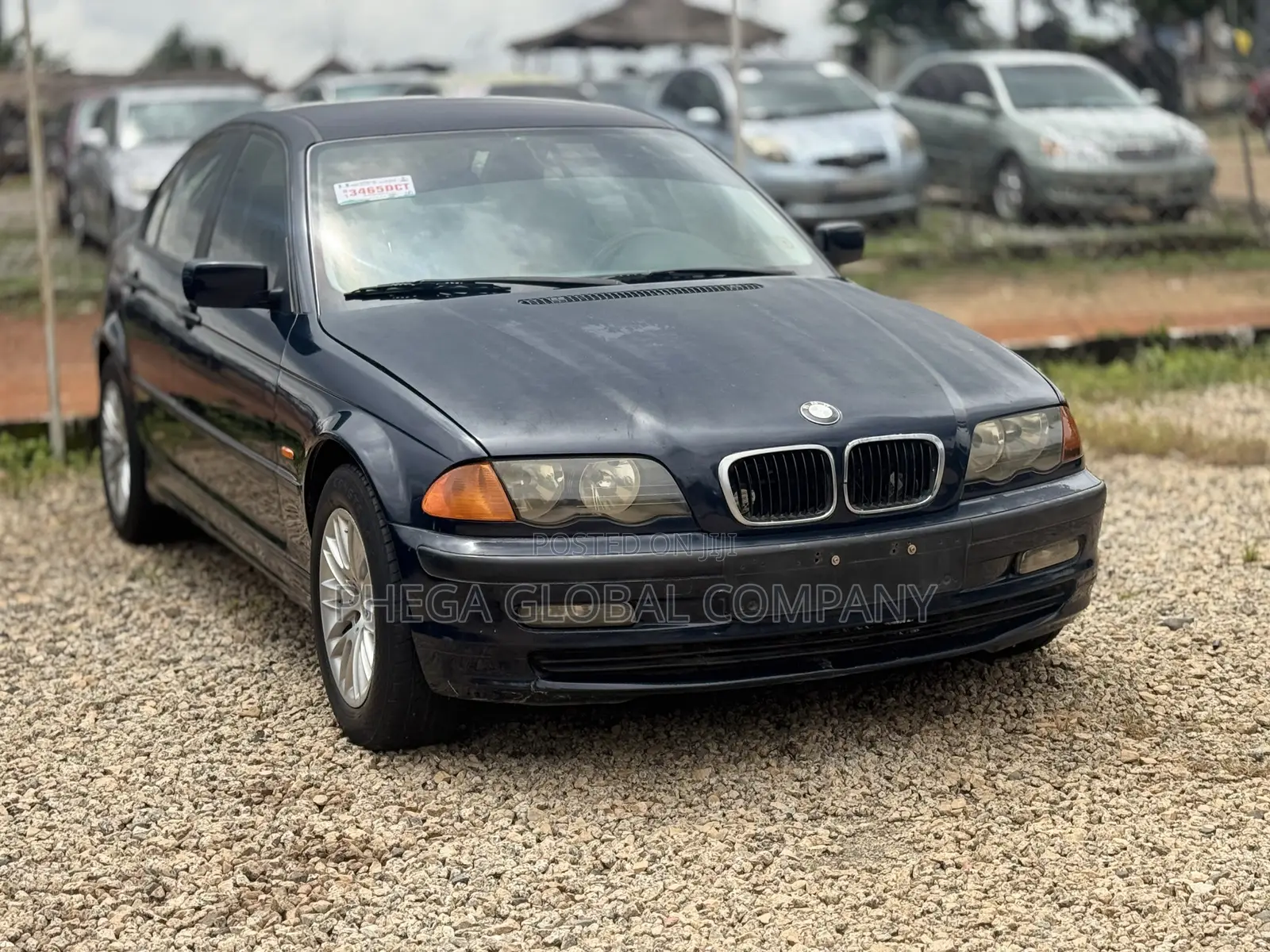 BMW 320i Sedan RWD 2001 Blue