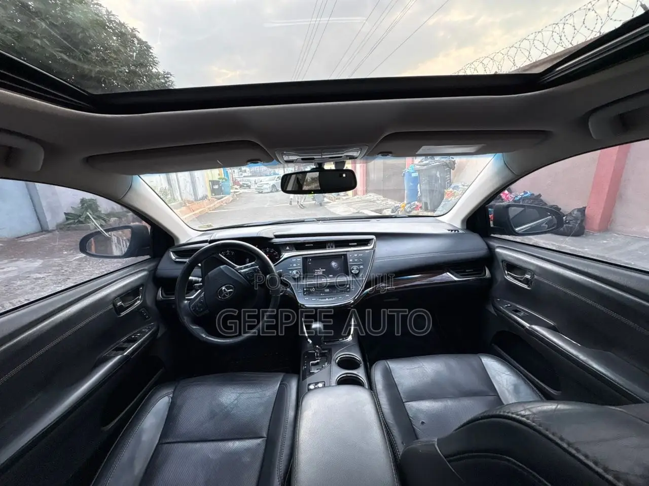 Toyota Avalon Limited 4dr Sedan (3.5L 6cyl 6A) 2014 Black