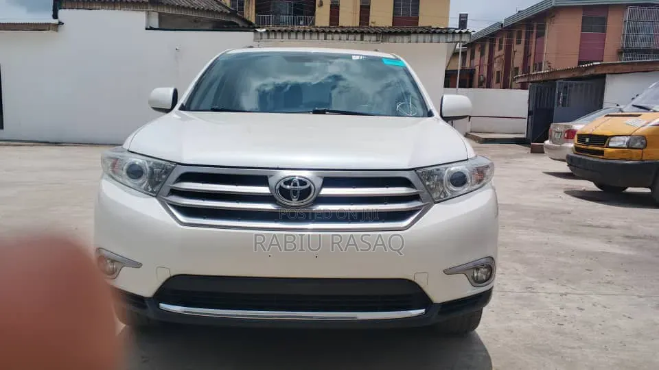 Toyota Highlander 2013 White