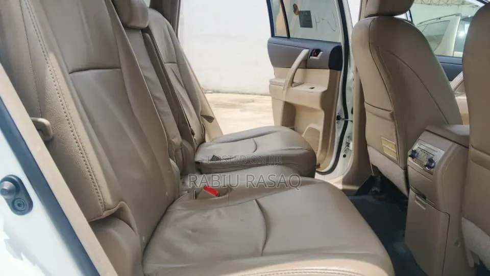 Toyota Highlander 2013 White