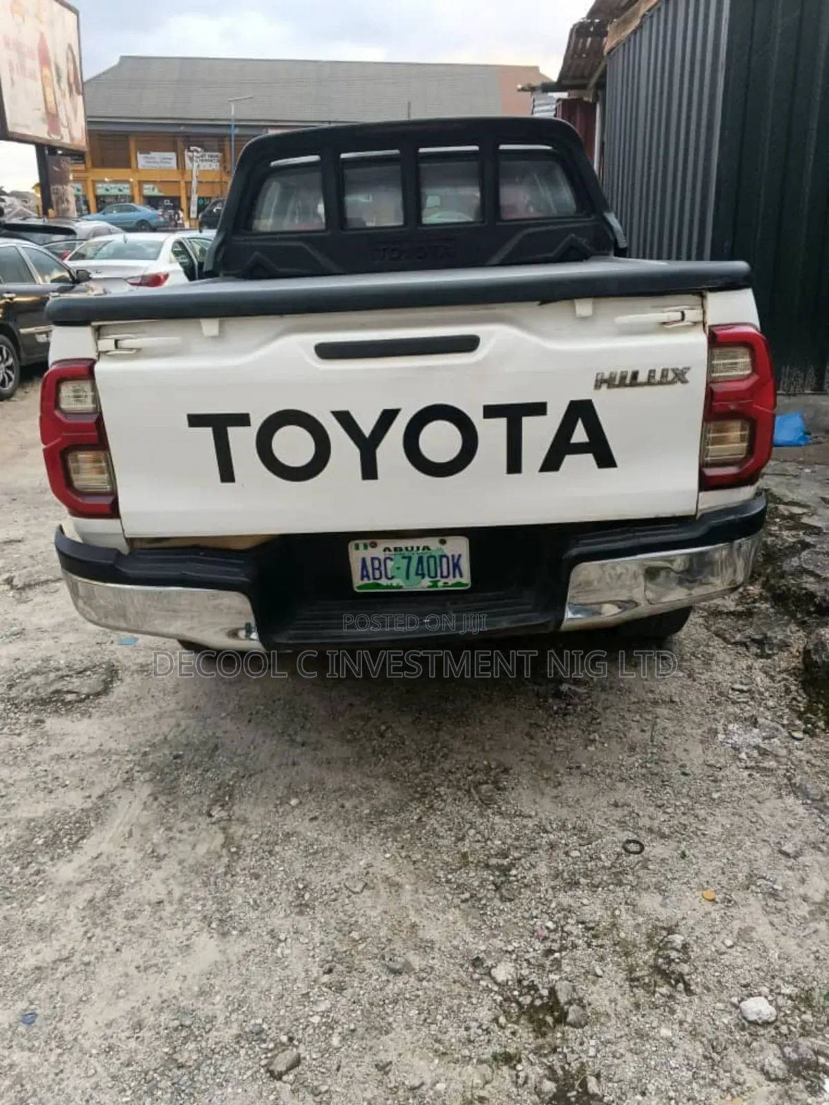 Toyota Hilux SR 4x4 2015 White