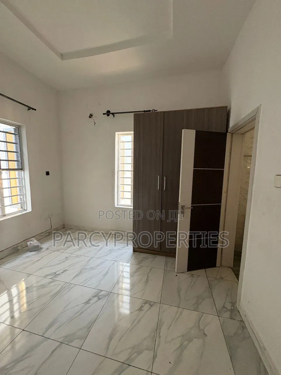 Furnished 3bdrm Apartment in Ochid Estate, Lekki Phase 2 for rent