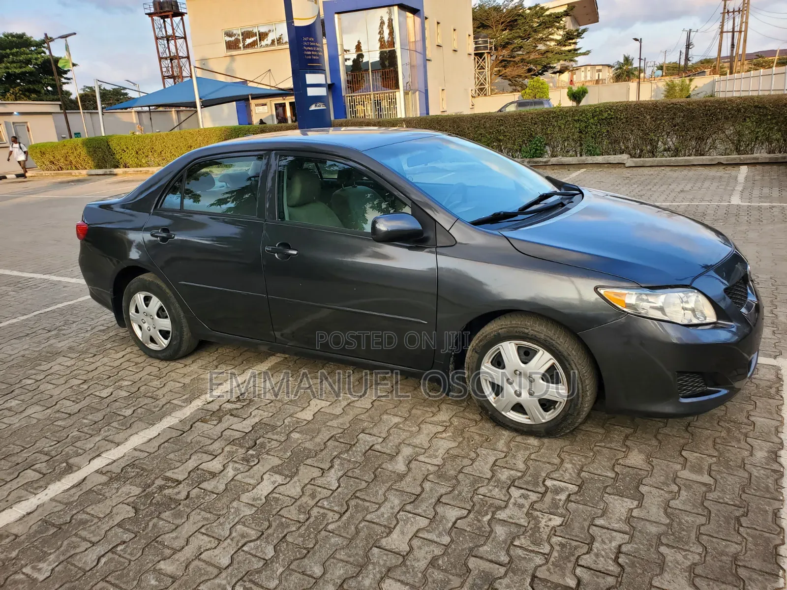 Toyota Corolla 2009 Gray