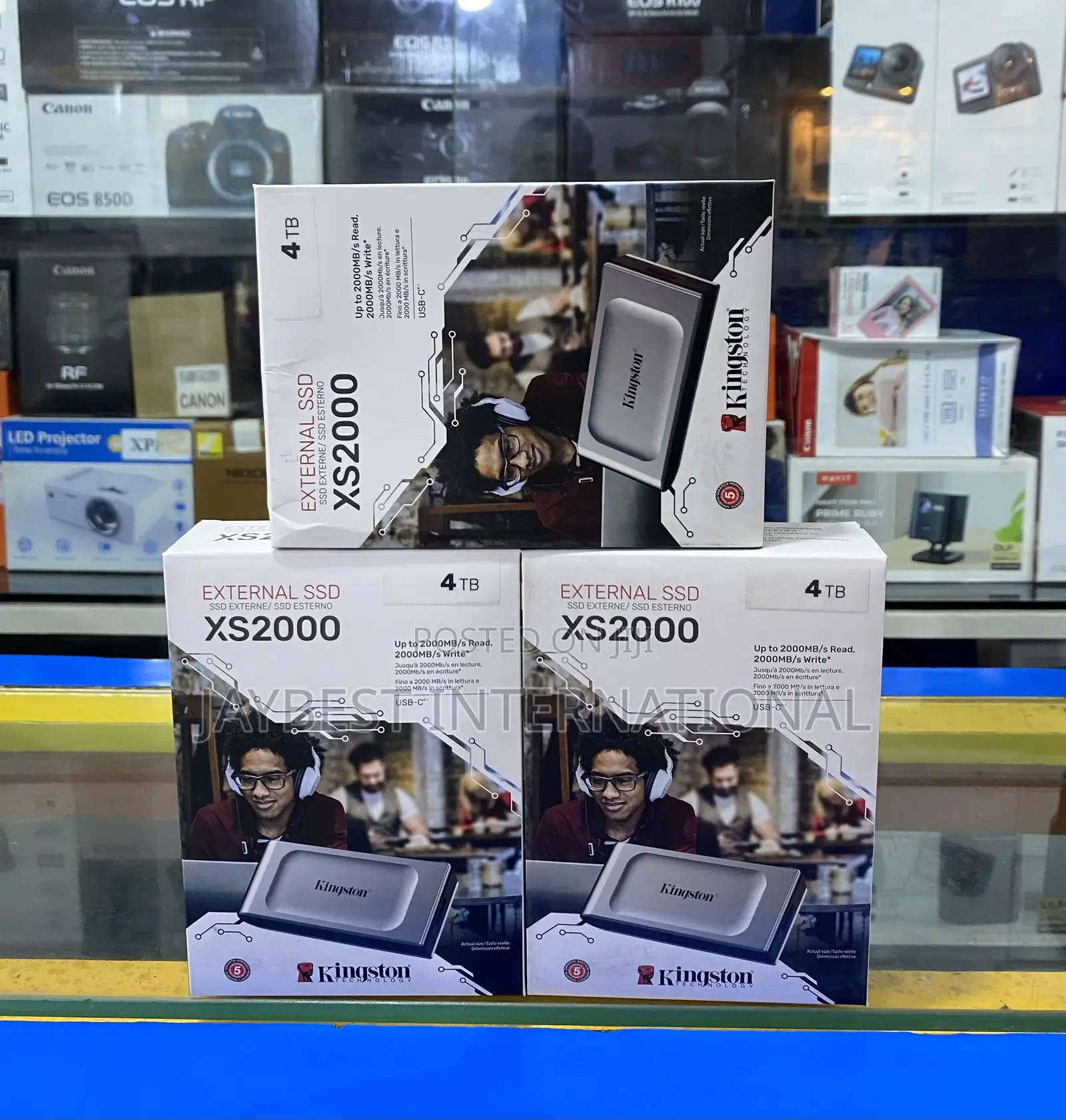 Kingston XS2000 4TB High Performance Portable SSD Upto 2000Mbs