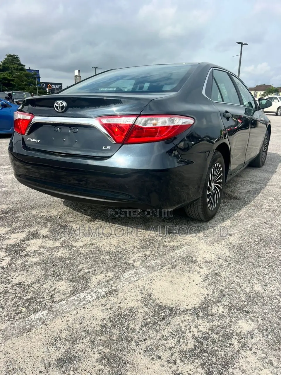 Toyota Camry LE 4dr Sedan (2.5L 4cyl 6A) 2017 Black