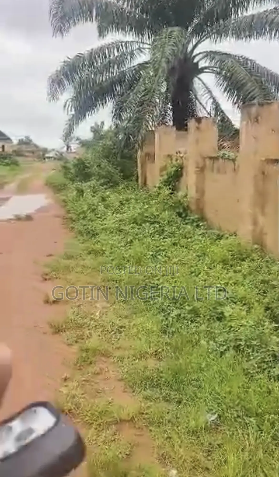Distress Sale: Fenced 50×100ft Near Nunu Bakery, Obagie