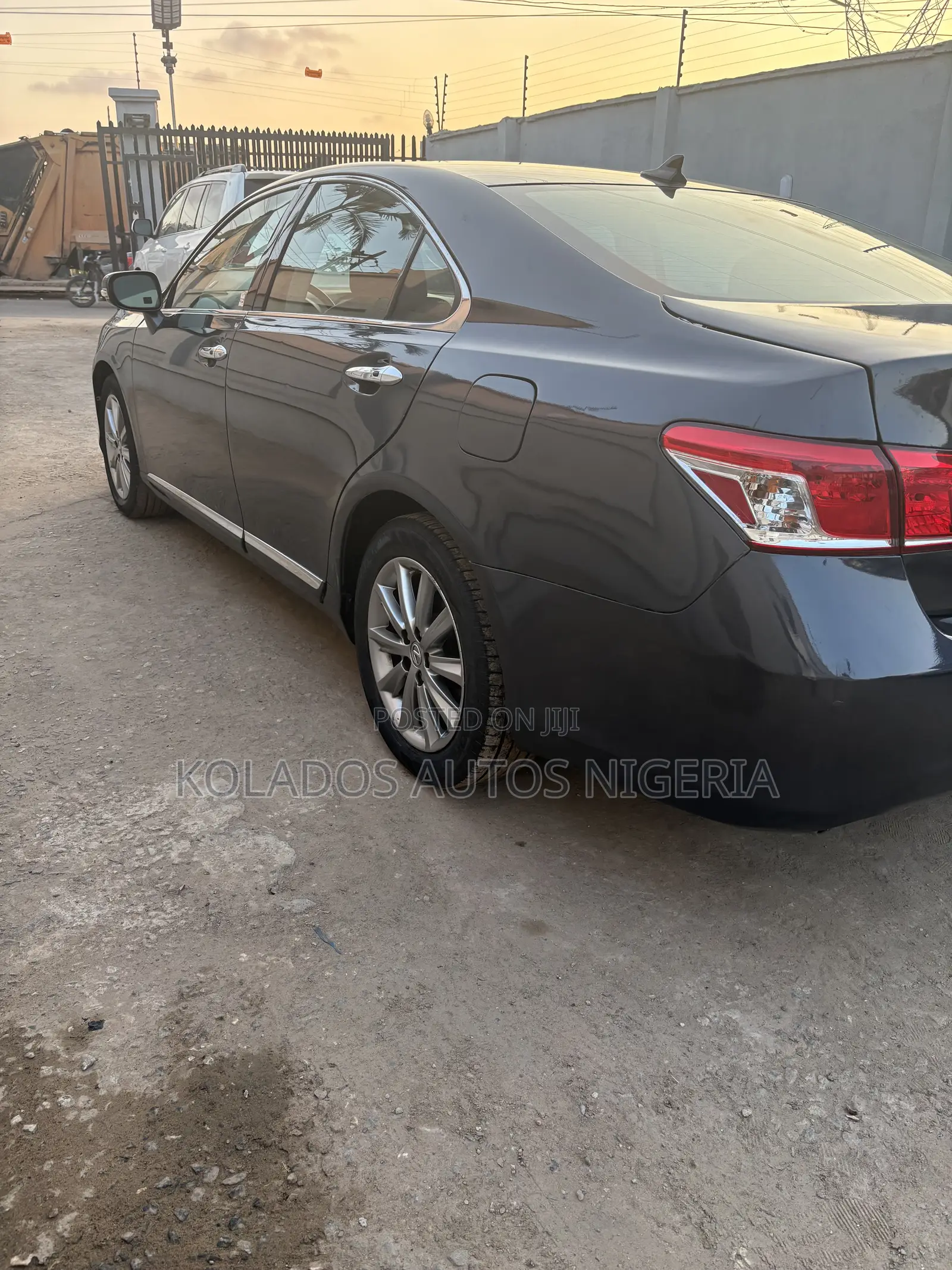 Lexus ES 350 2011 Blue