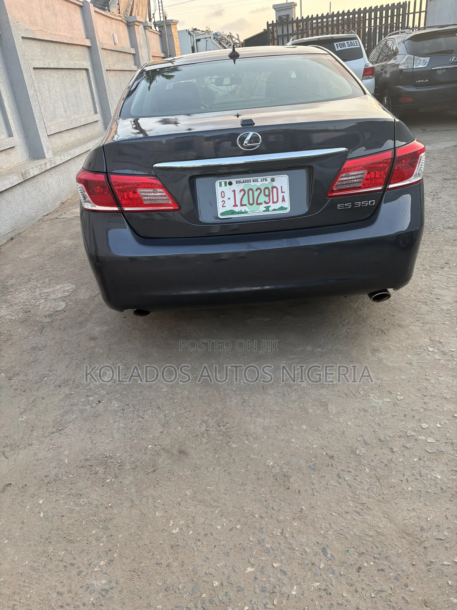 Lexus ES 350 2011 Blue