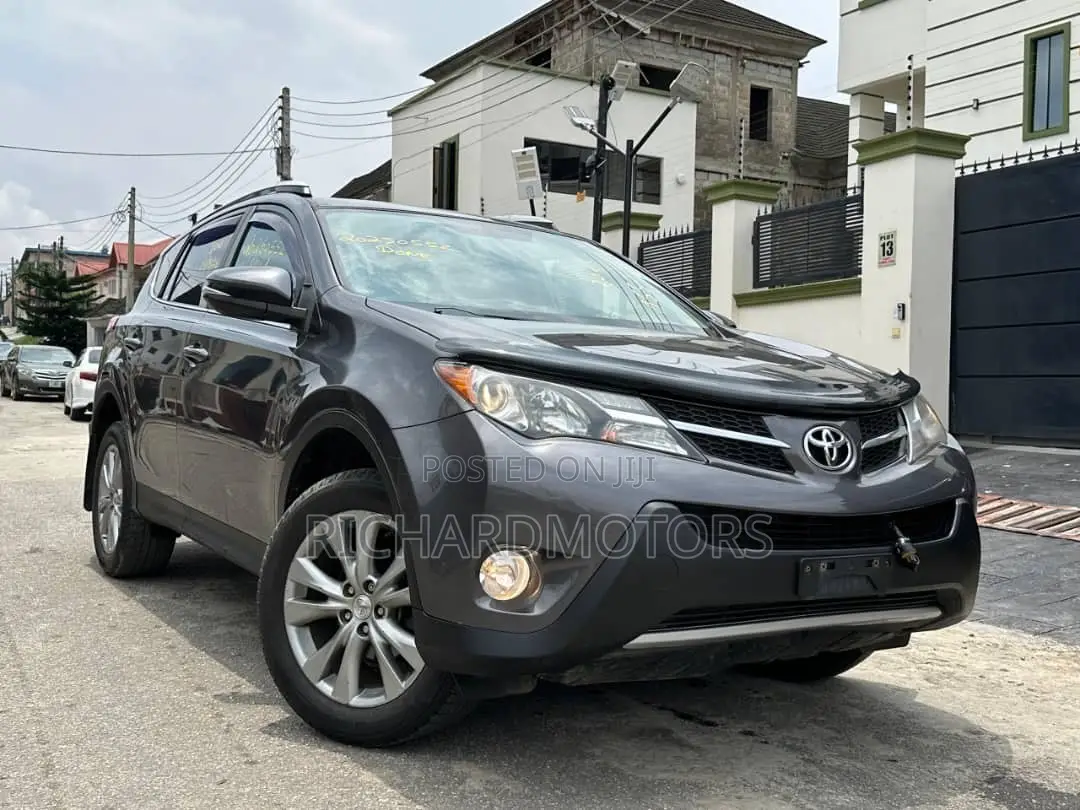 Toyota RAV4 Limited 4dr SUV AWD (2.5L 4cyl 6A) 2015 Gray