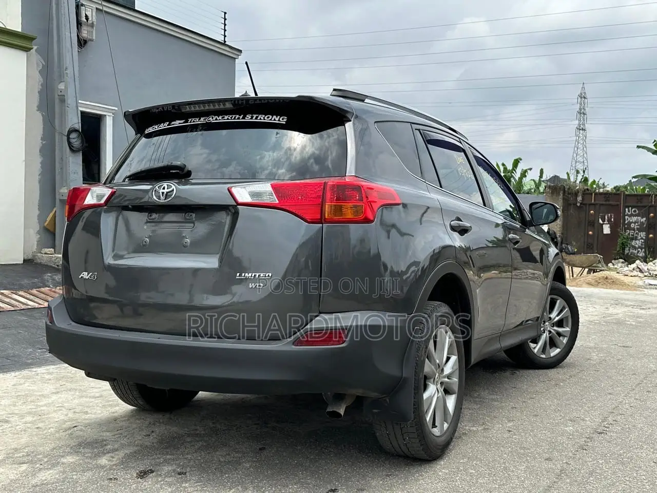 Toyota RAV4 Limited 4dr SUV AWD (2.5L 4cyl 6A) 2015 Gray