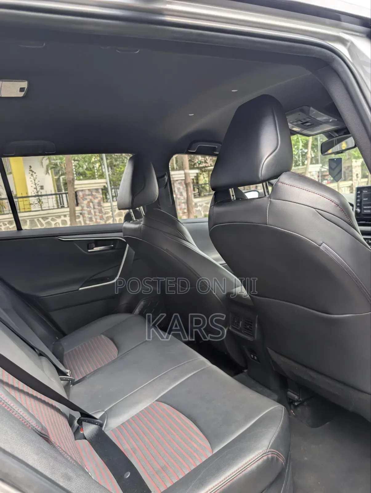 Toyota RAV4 2021 Silver