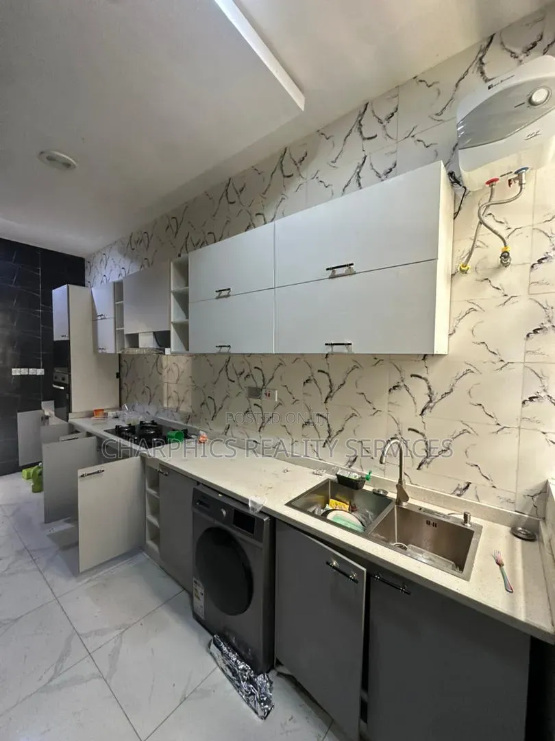 3bdrm Duplex in Ikota for rent