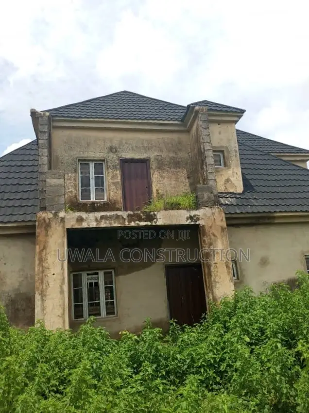 4bdrm Duplex in Pyakasa for sale