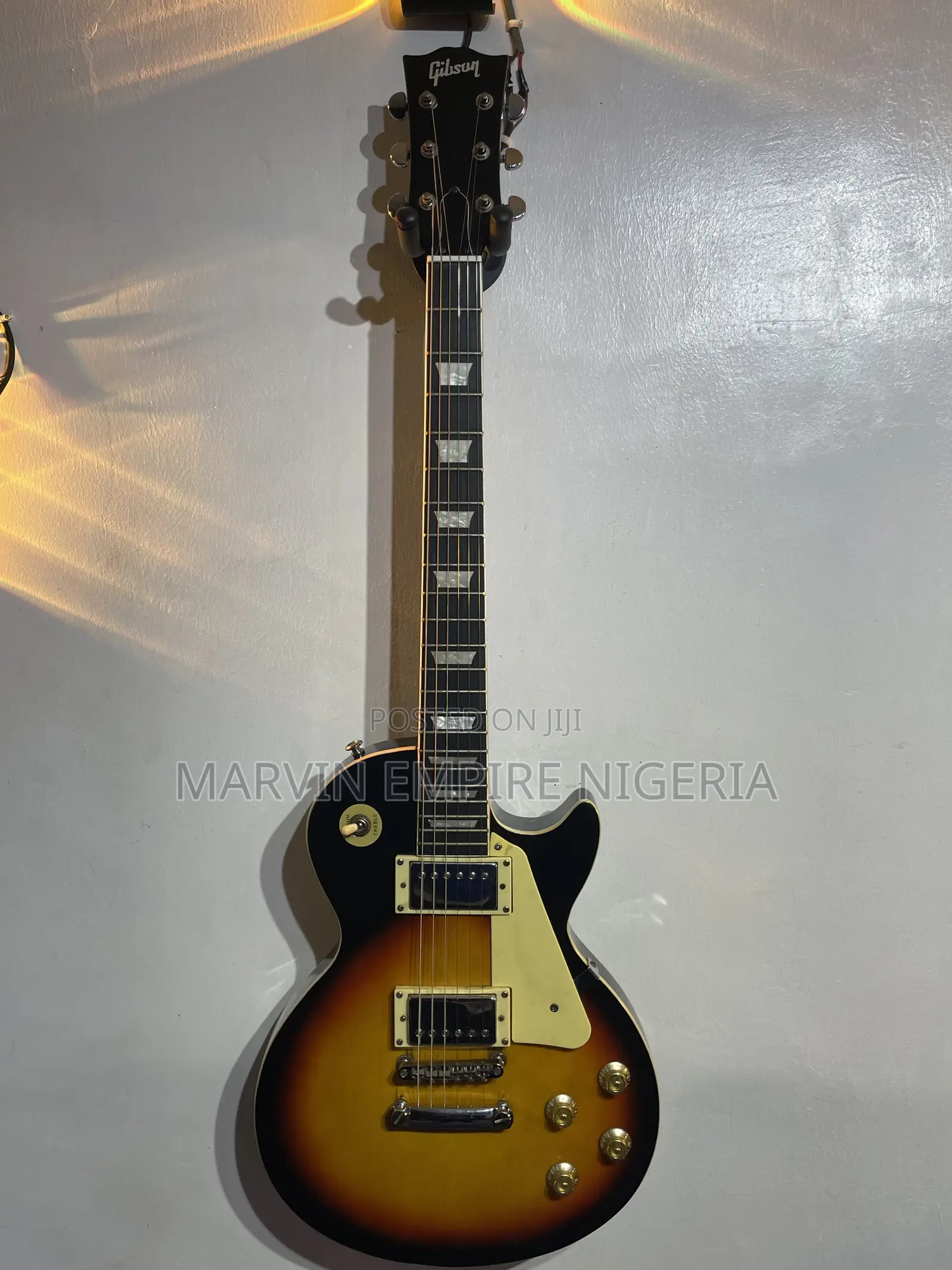 Gibson Jazz Electric Classic Sunburst Lead Guitar With Bag