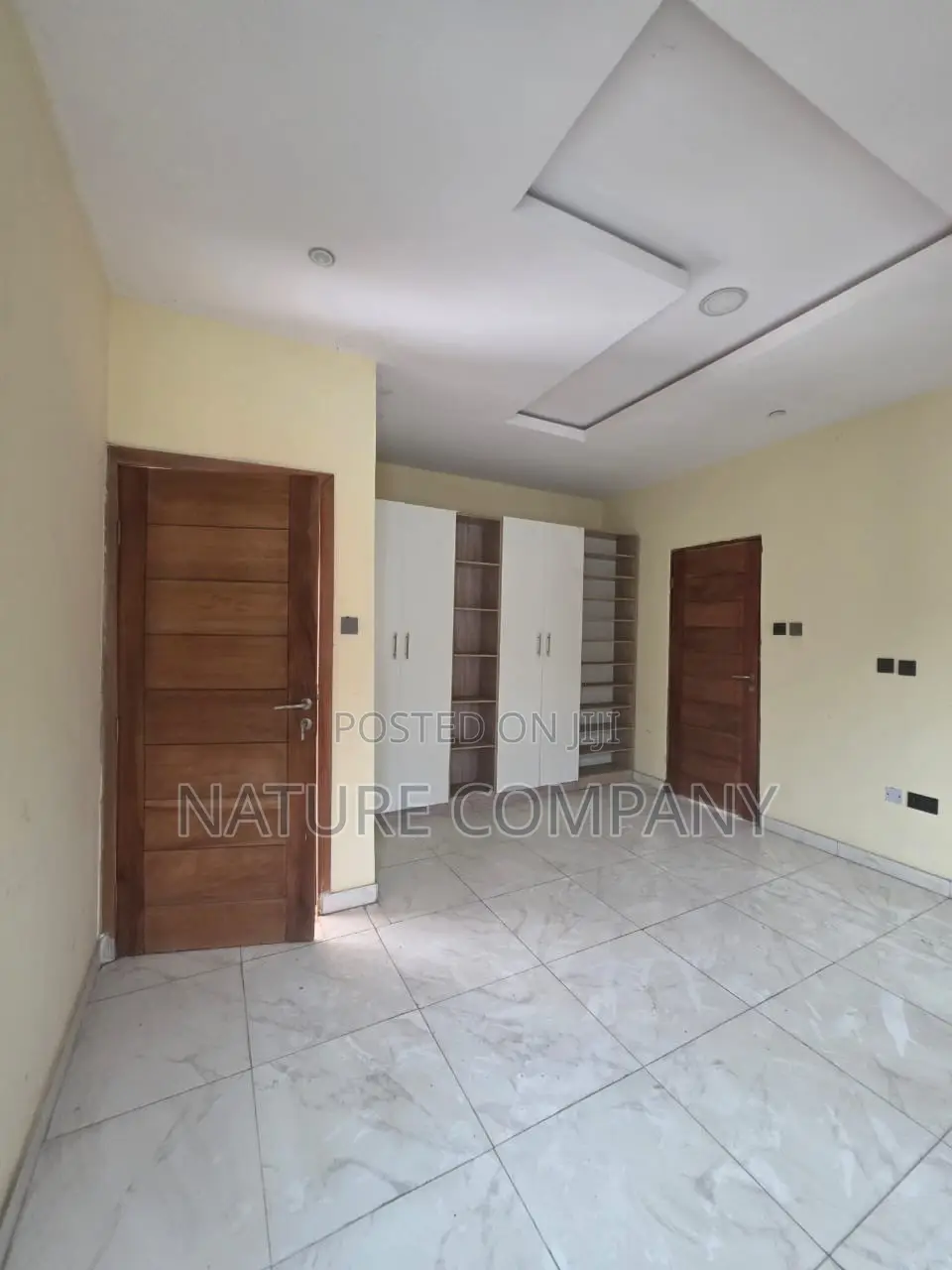 5bdrm Duplex in Omole Phase 2 for rent