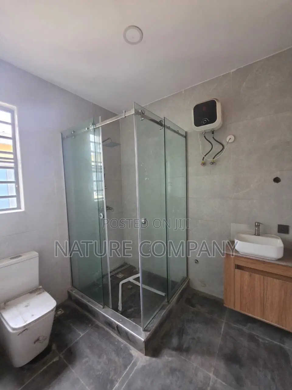 5bdrm Duplex in Omole Phase 2 for rent