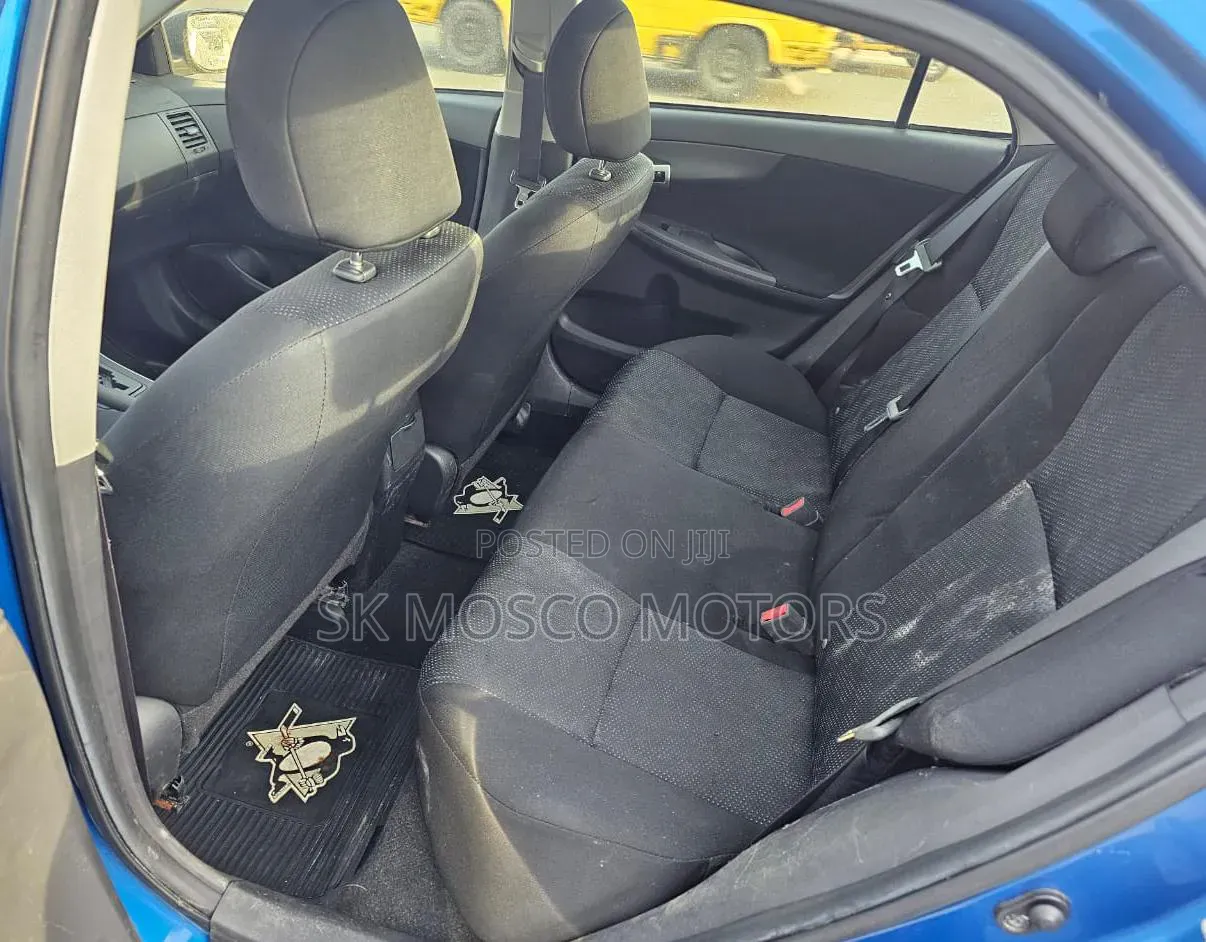 Toyota Corolla LE 4dr Sedan (1.8L 4 cyl 4A) 2009 Blue