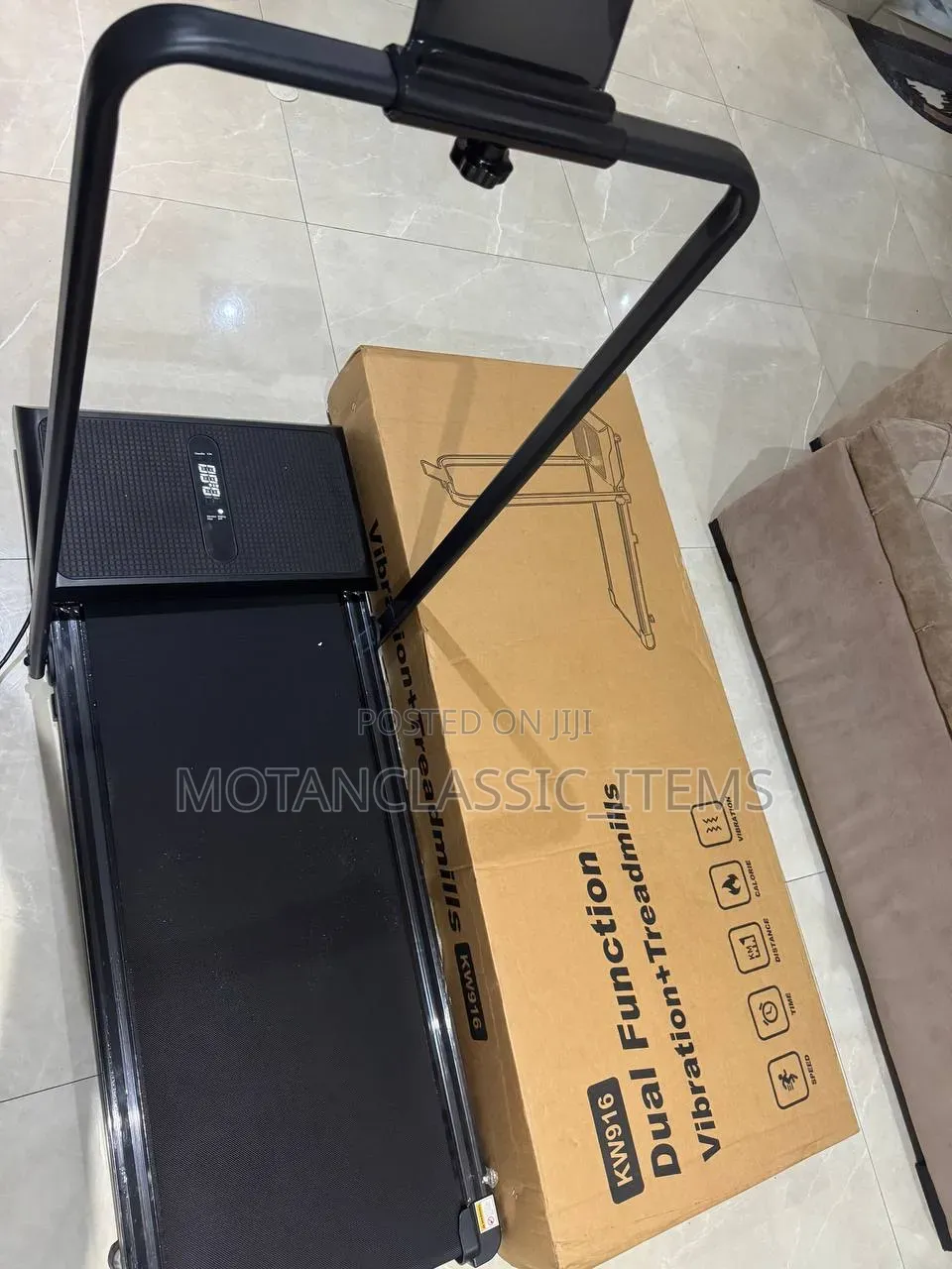 KW916 Treadmill With Vibration Machine / Walk Pad Platform