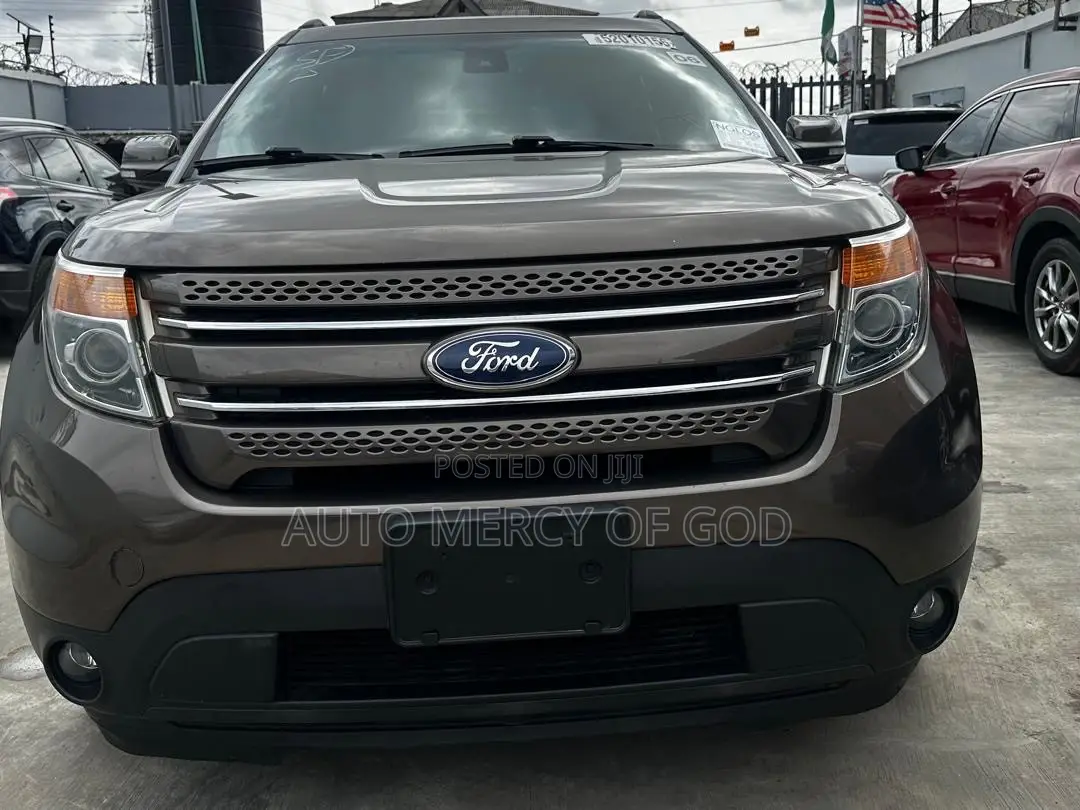 Ford Explorer 2015 Brown