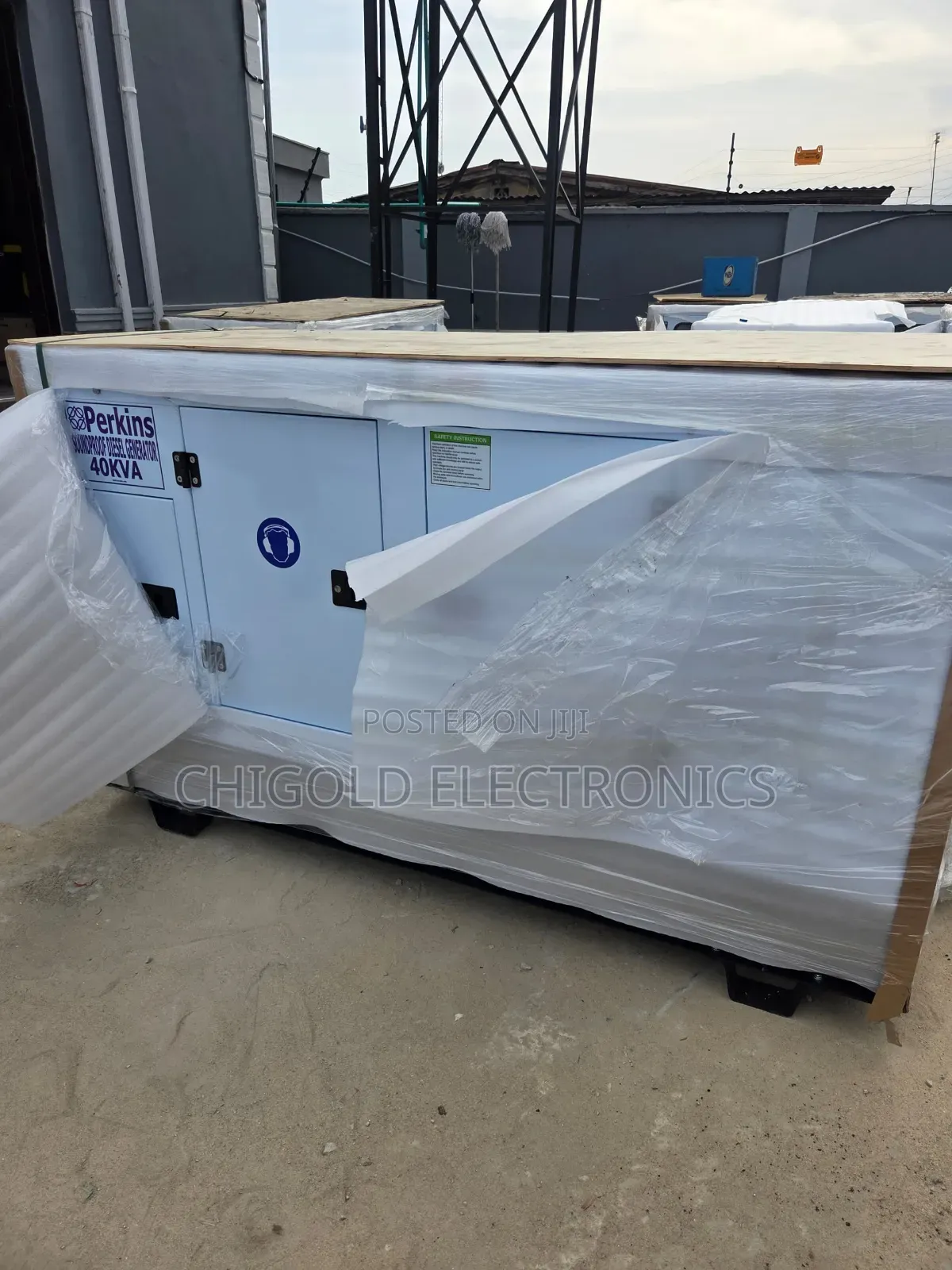 Diesel Generator 40 kVA Perkins Soundproof 100% Copper Coin