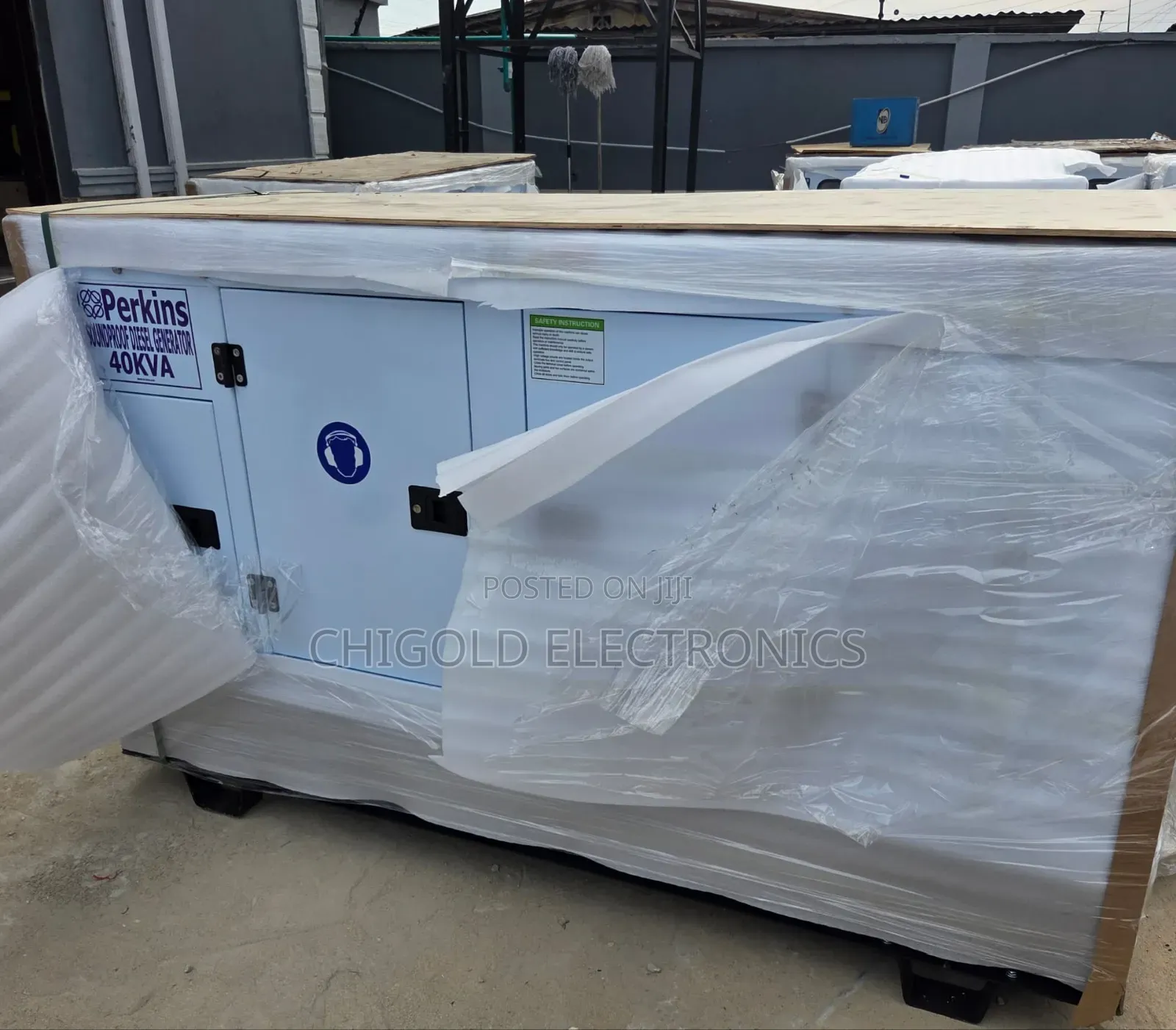 Diesel Generator 40 kVA Perkins Soundproof 100% Copper Coin