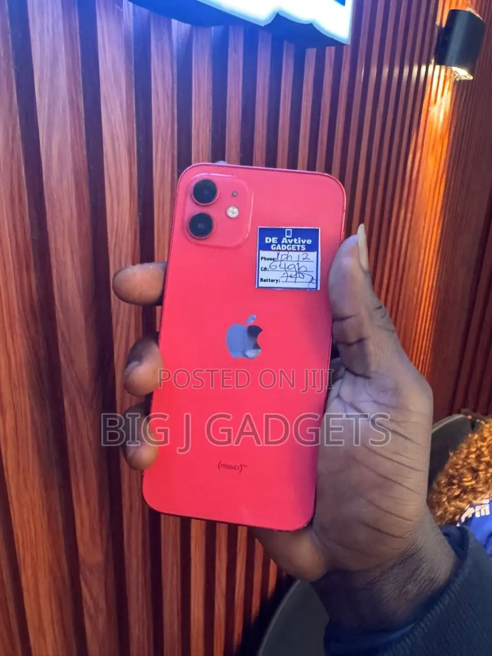 Apple iPhone 12 64 GB Red