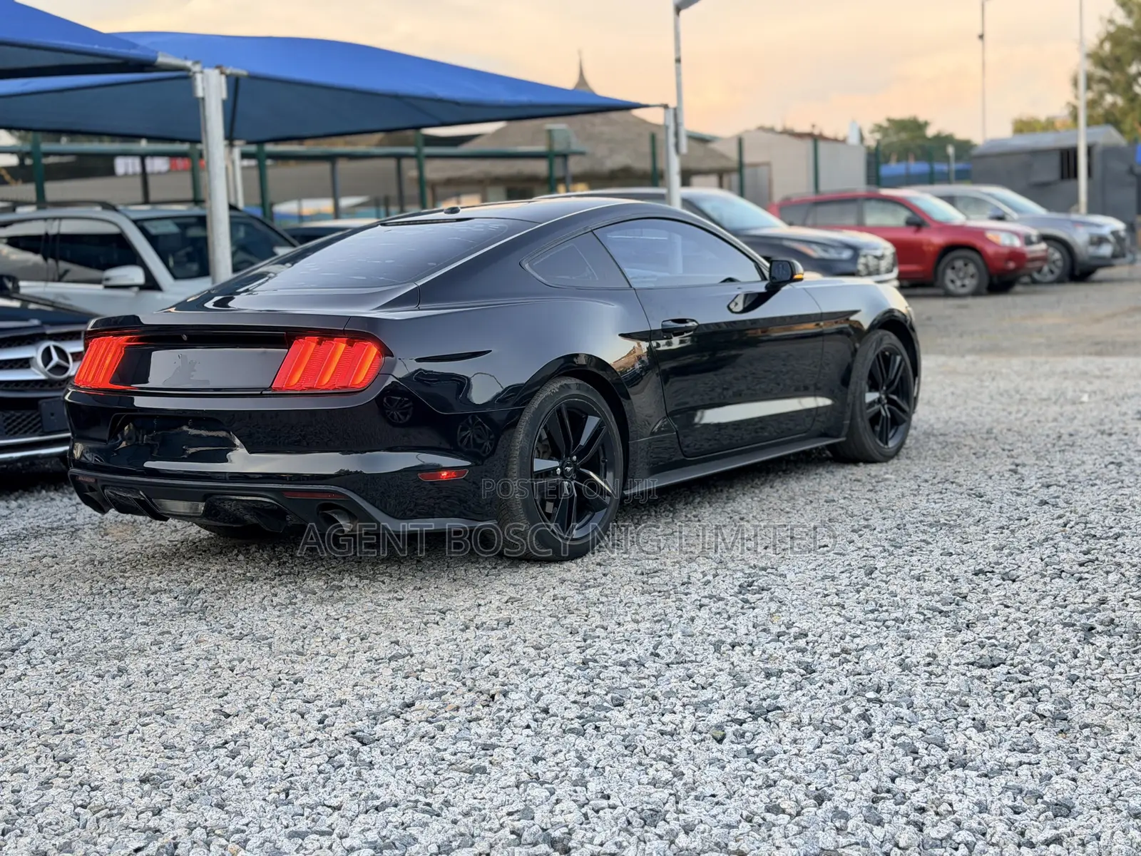 Ford Mustang EcoBoost Premium Fastback 2016 Black