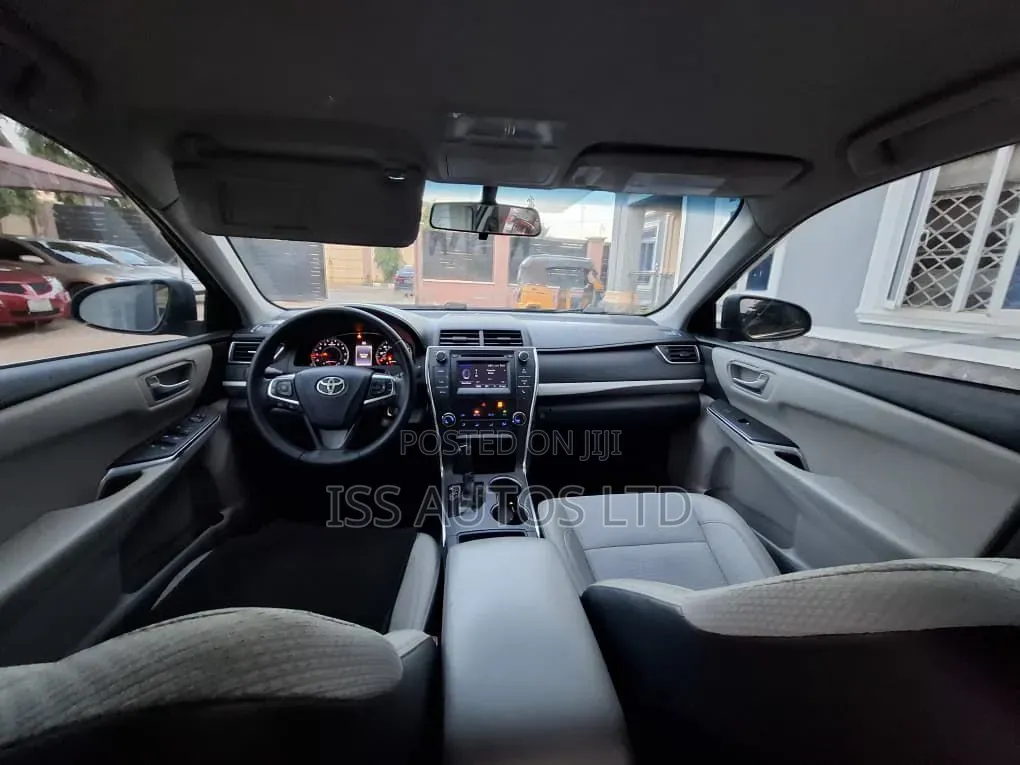 Toyota Camry SE 4dr Sedan (2.5L 4cyl 6A) 2016 Black