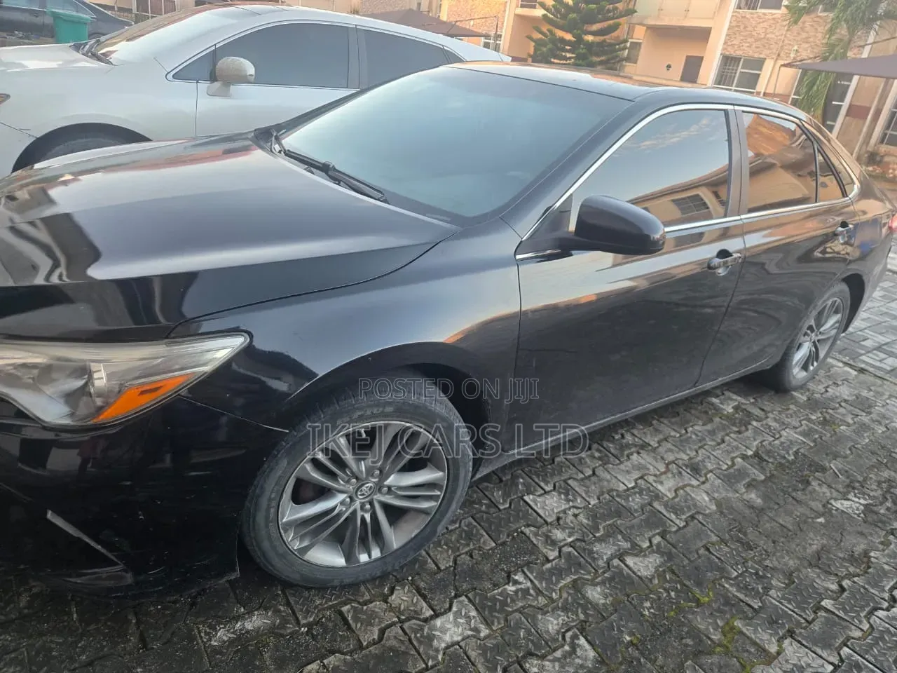 Toyota Camry 2016