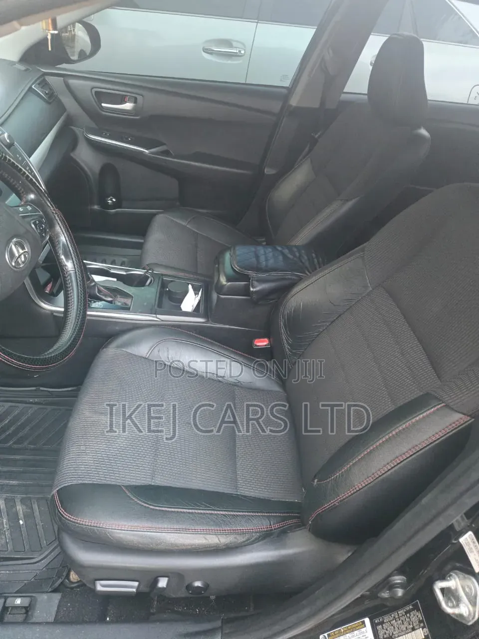Toyota Camry 2016