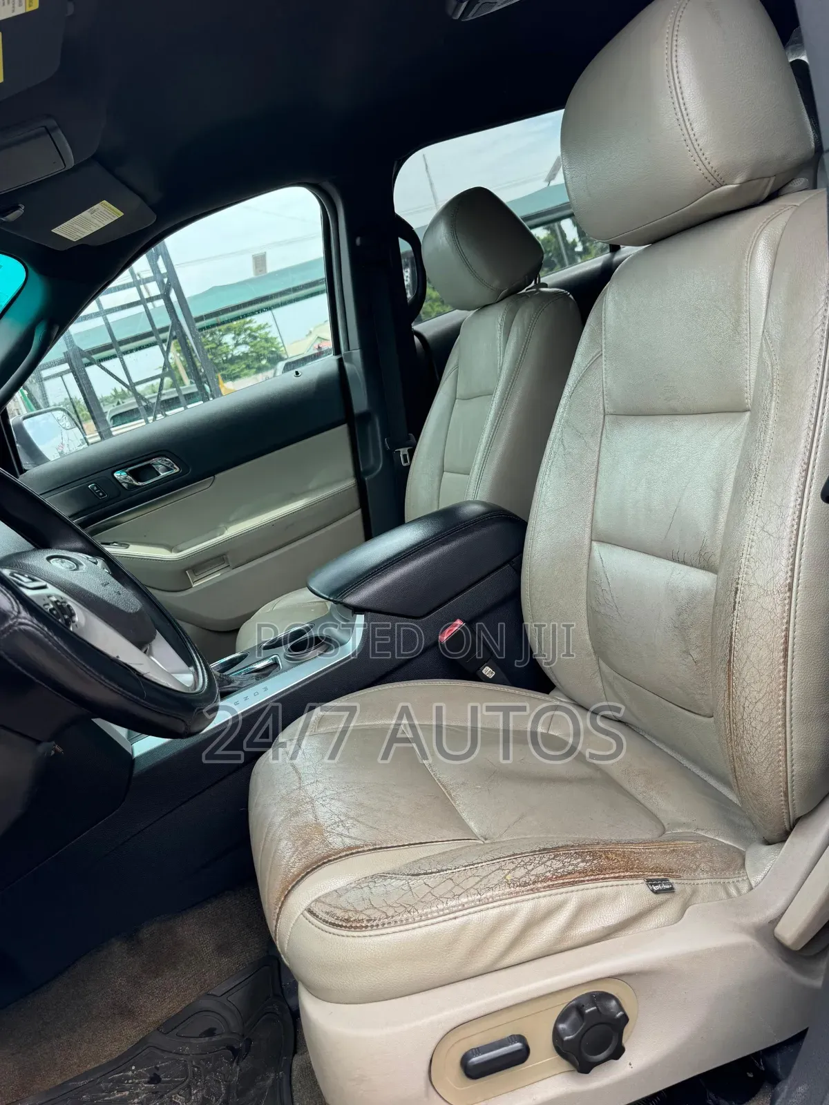 Ford Explorer 2013 Silver