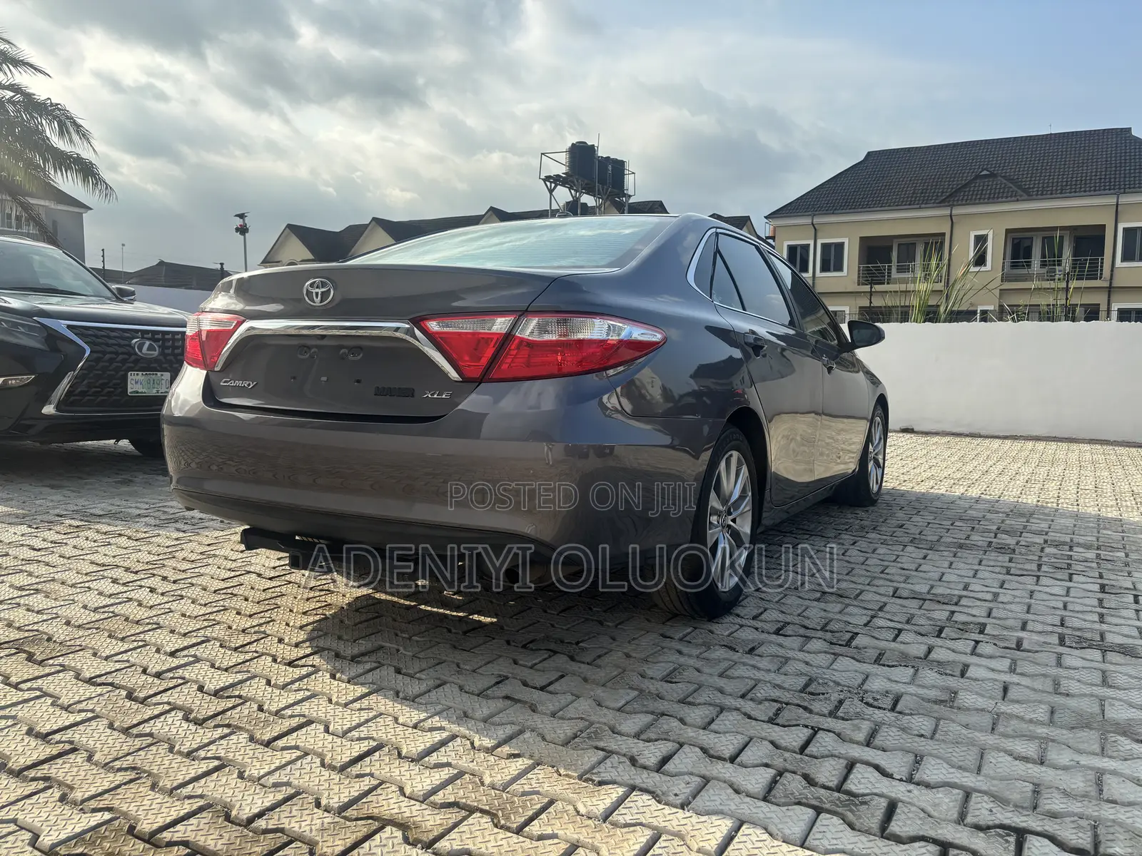 Toyota Camry XLE 4dr Sedan (2.5L 4cyl 6A) 2016 Gray