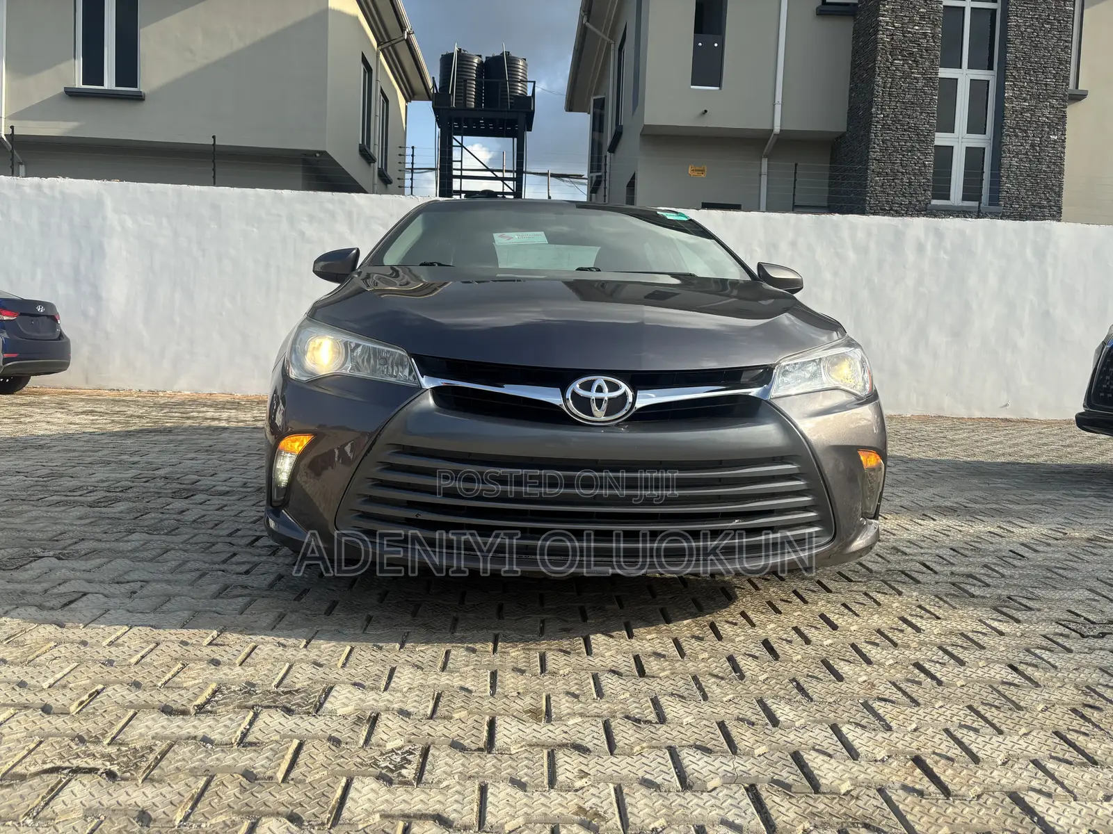 Toyota Camry XLE 4dr Sedan (2.5L 4cyl 6A) 2016 Gray