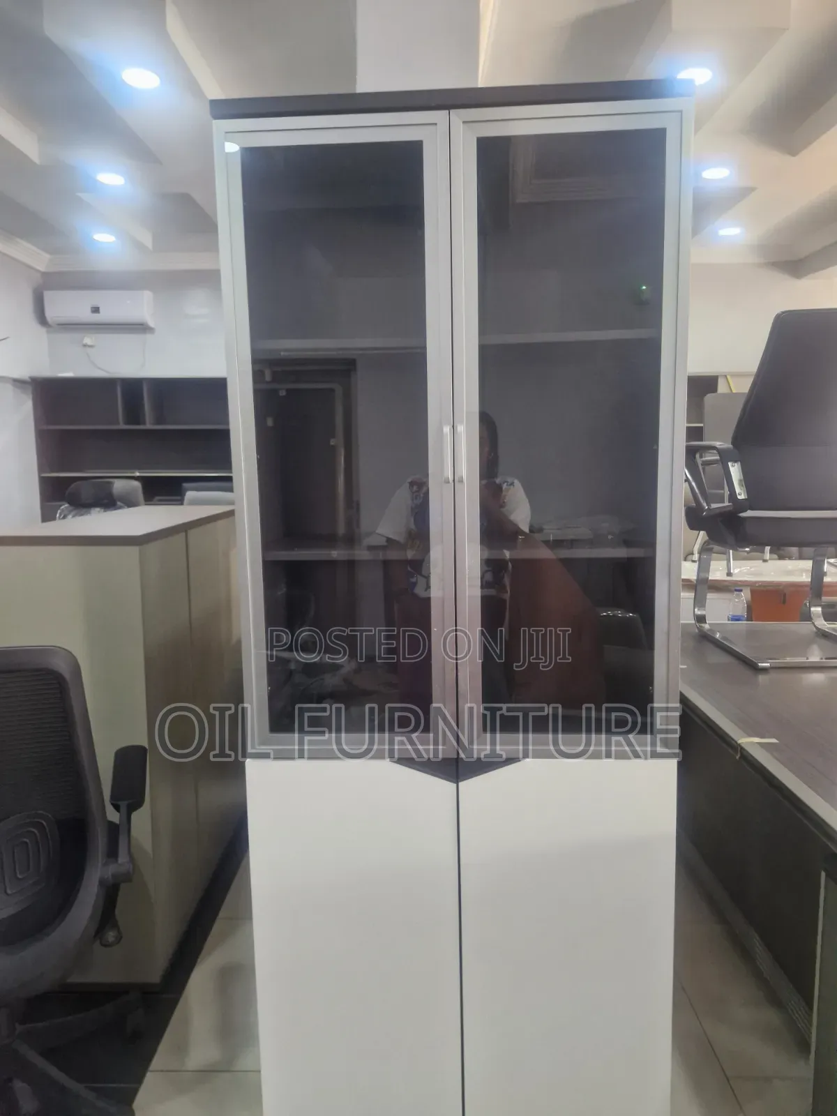 High-Grade Wooden Office Storage Cabinet With Glass Doors