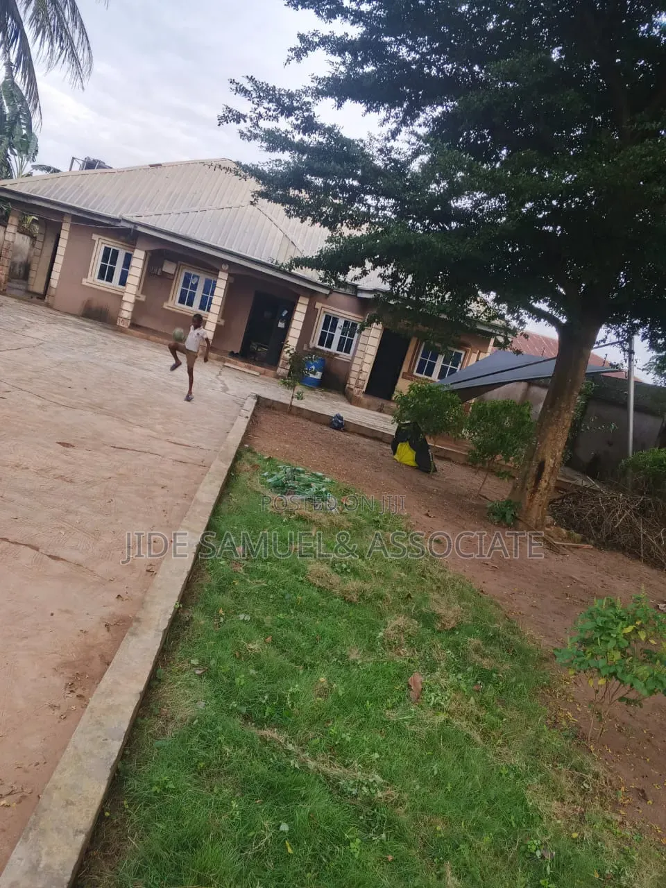 Furnished 4bdrm Bungalow in Ayobo for sale