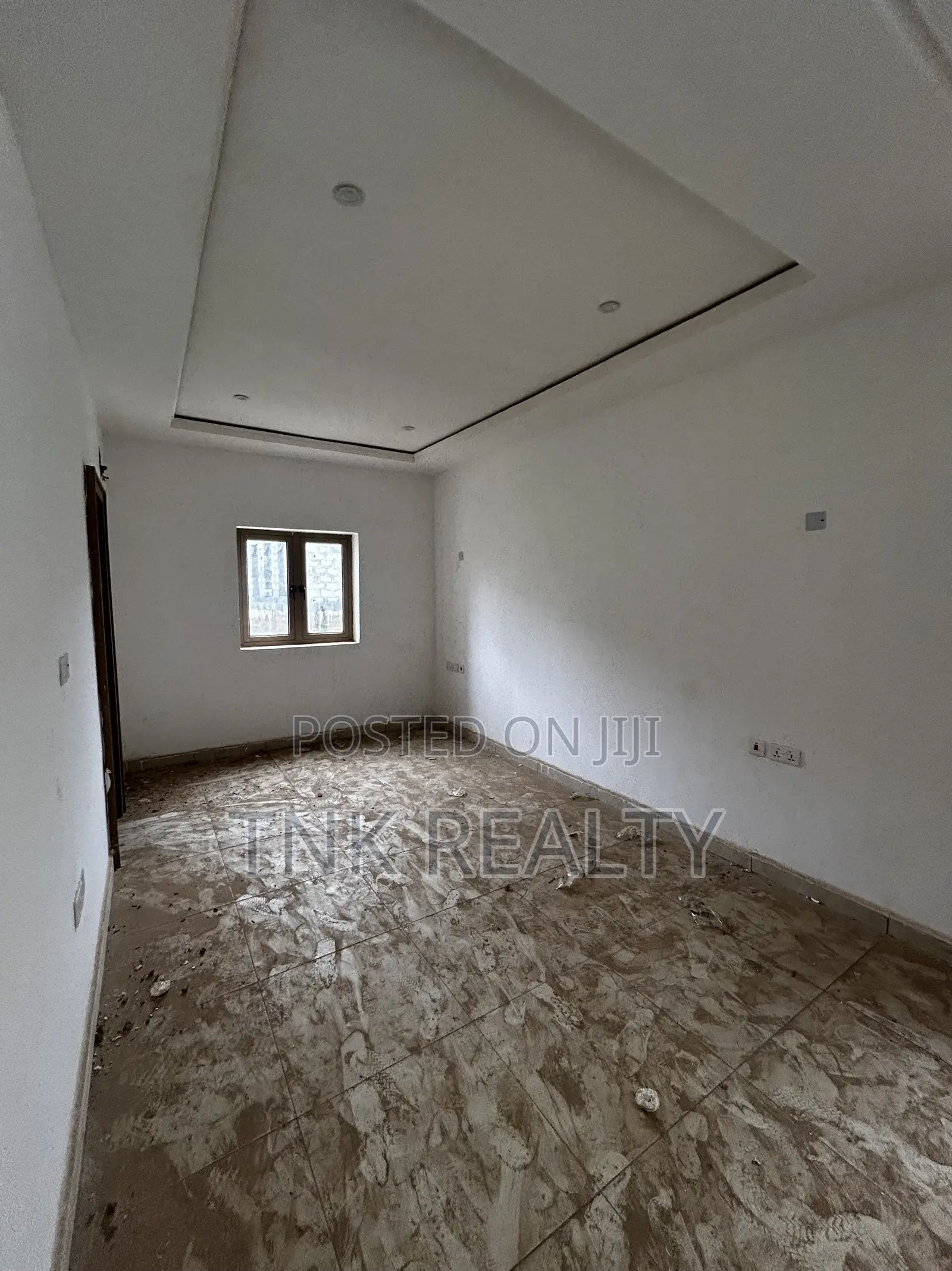 4 Bedroom Terrace for Sale