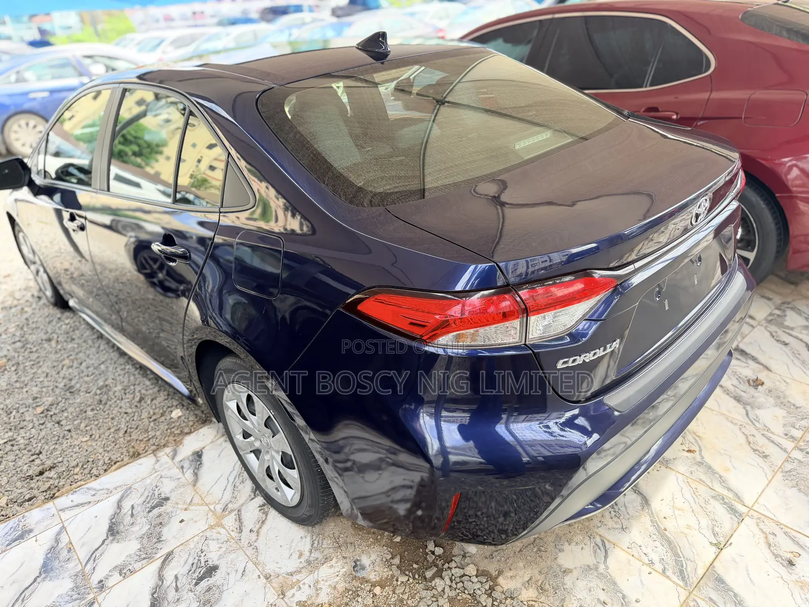 Toyota Corolla LE 2020 Blue