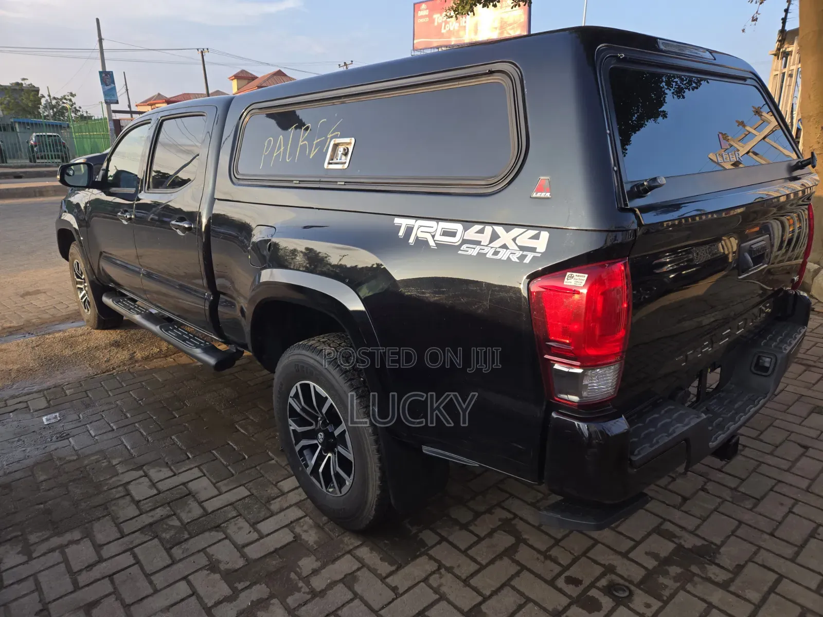 Toyota Tacoma 4dr Double Cab 2016 Black