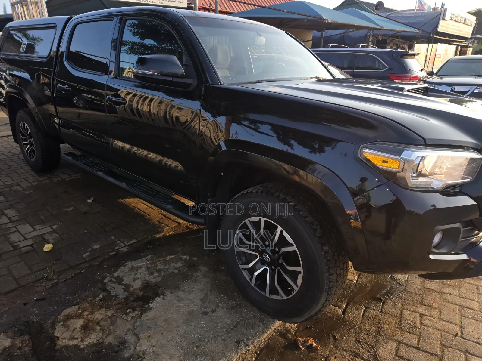 Toyota Tacoma 4dr Double Cab 2016 Black