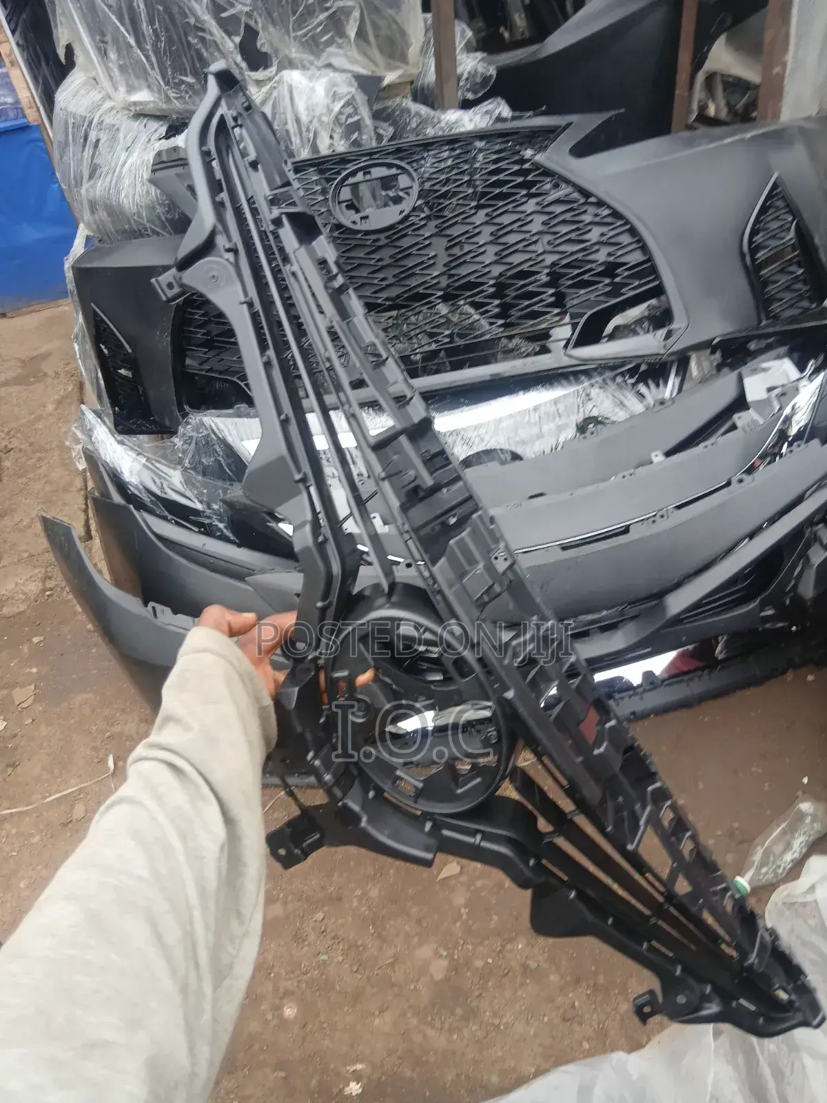 Front Grill for Toyota Camry 2018,2019,2020,2021,2022