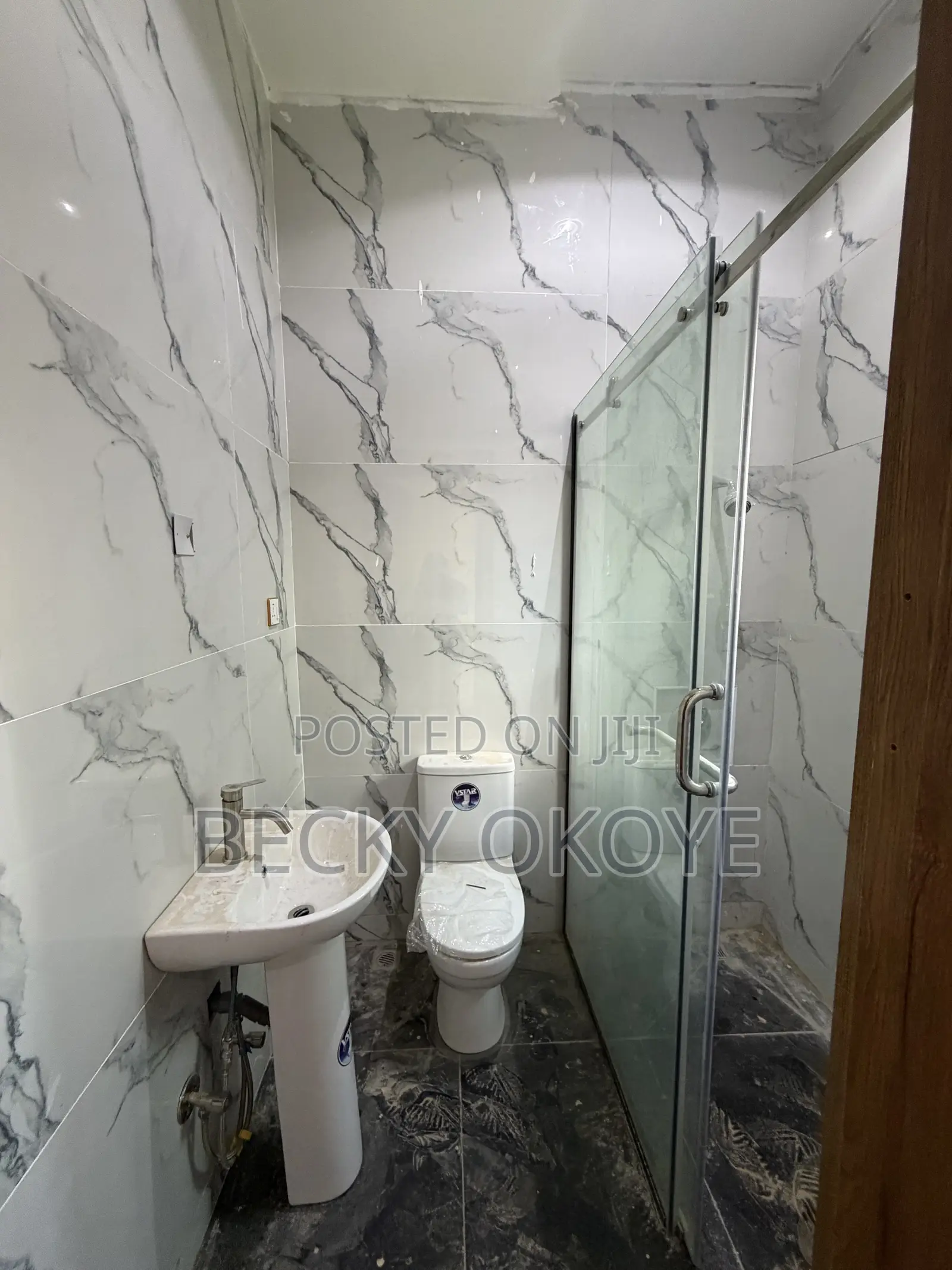 4bdrm Duplex in Garki, Area 7 for rent
