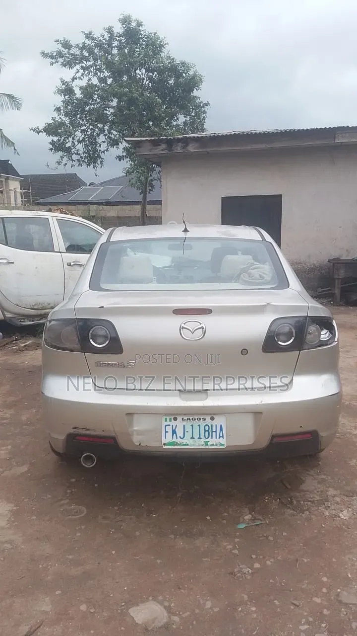 Mazda 3 2007 Gold