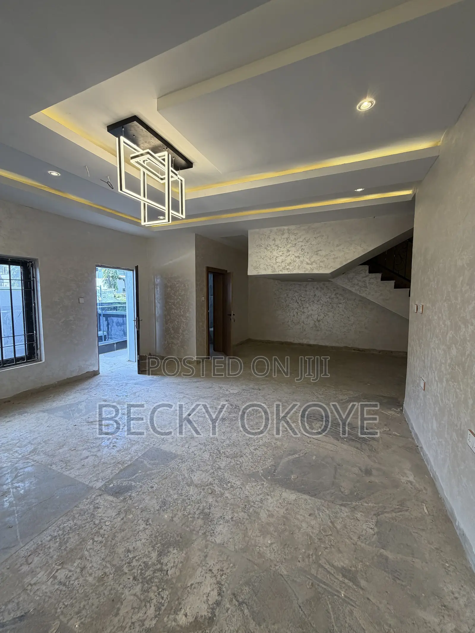 4bdrm Duplex in Guzape for sale