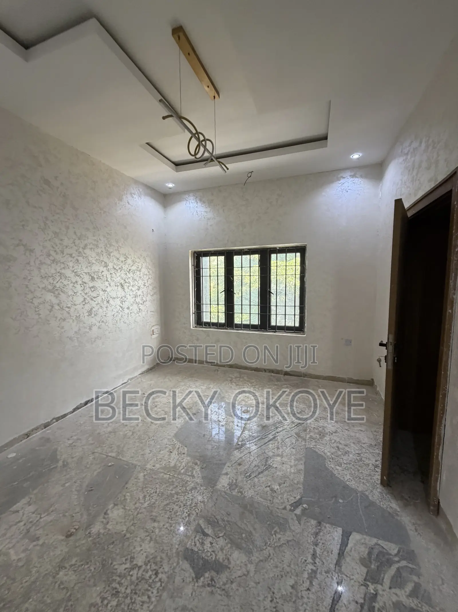 4bdrm Duplex in Guzape for sale