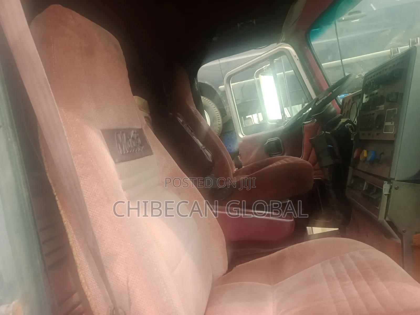 Mack CH Truckhead 10 Tyres (Foreign Used)