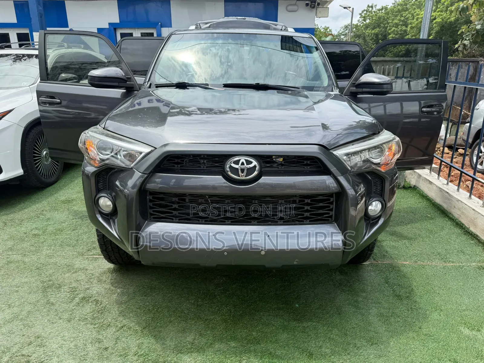 Toyota 4-Runner 2015 Black