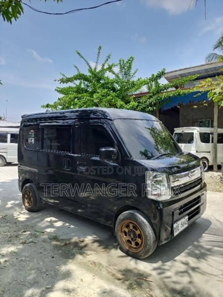 Suzuki Every 2012 Black