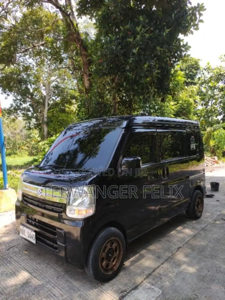 Suzuki Every 2012 Black